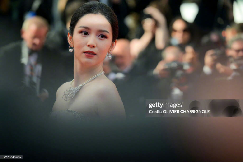 chau da gay sot cannes voi visual sang chanh thu hut 10