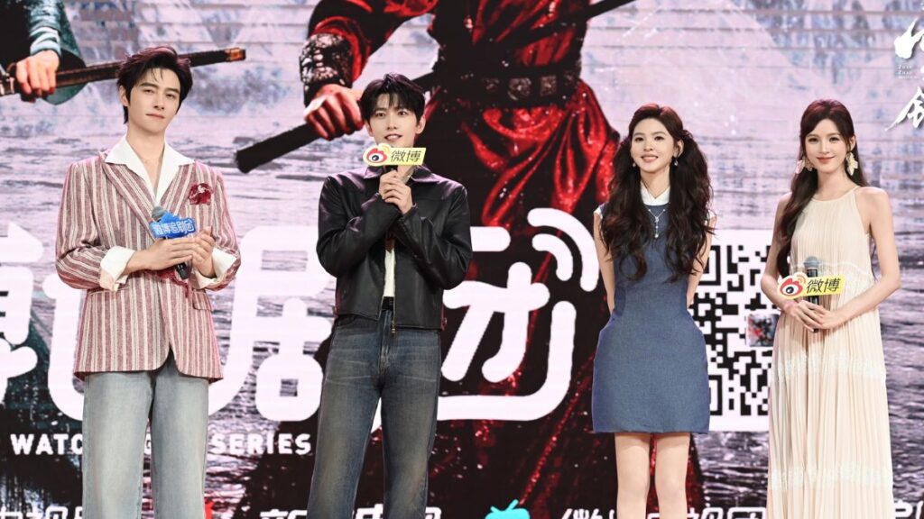 Dương Dương quậy tung buổi quảng bá Vũ lâm linh, từ “Triển Chiêu trời sinh” thành meme sống chỉ sau vài phút