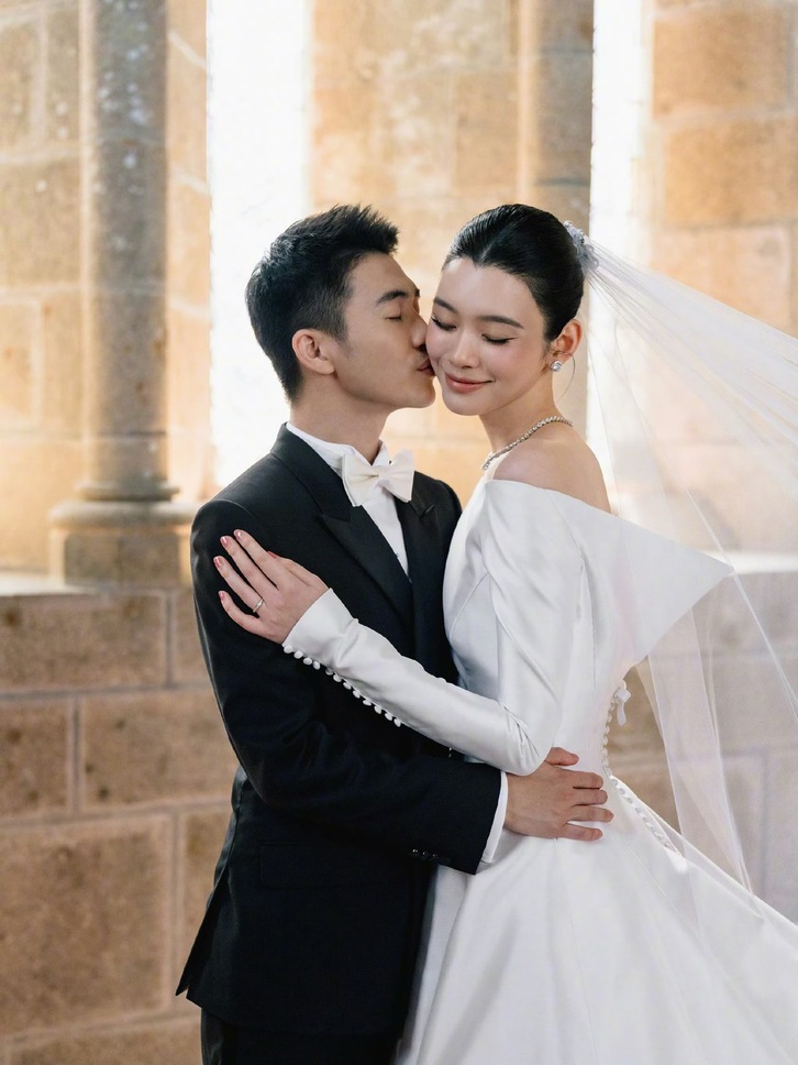 Hà Du Quân và Hề Mộng Dao hoàn thành lời hứa sau 7 năm