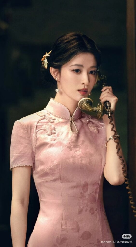 Vương Sở Nhiên gây ấn tượng với vẻ đẹp dịu dàng