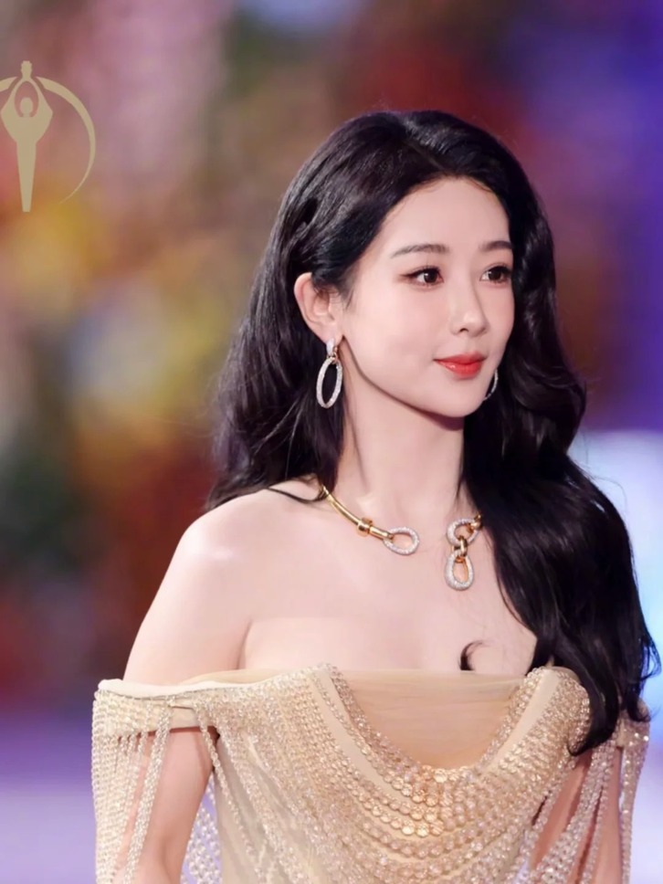 Tiểu hoa đán 9x Dương Tử